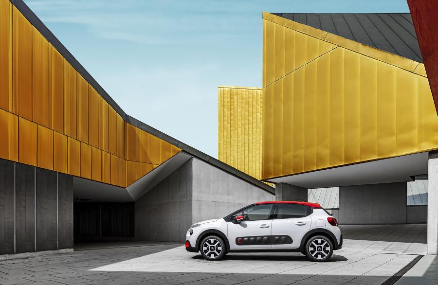  Citroen C3 2016 года  (фото 2 из 51)
